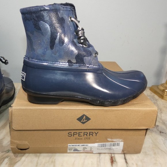 Sperry Docksider Saltwater Duck Boots Silver Metalic and Blue Camo 6 - Picture 2 of 10